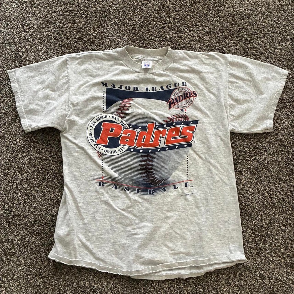 Vintage 1990s San Diego Padres Large MLB Baseball California T-Shirt